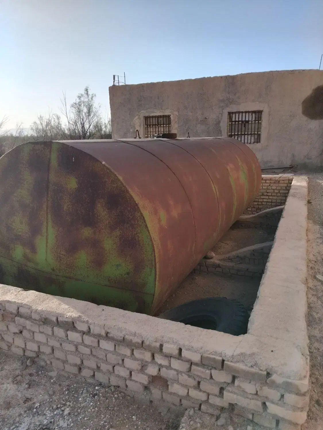 تانکر گازوئیلی|ماشین‌آلات صنعتی|ابرکوه, |دیوار