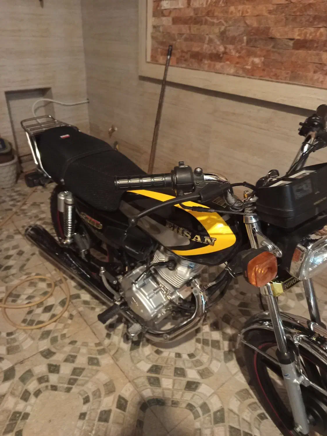 احسان|موتورسیکلت|شیراز, شهرک مهدی‌آباد|دیوار