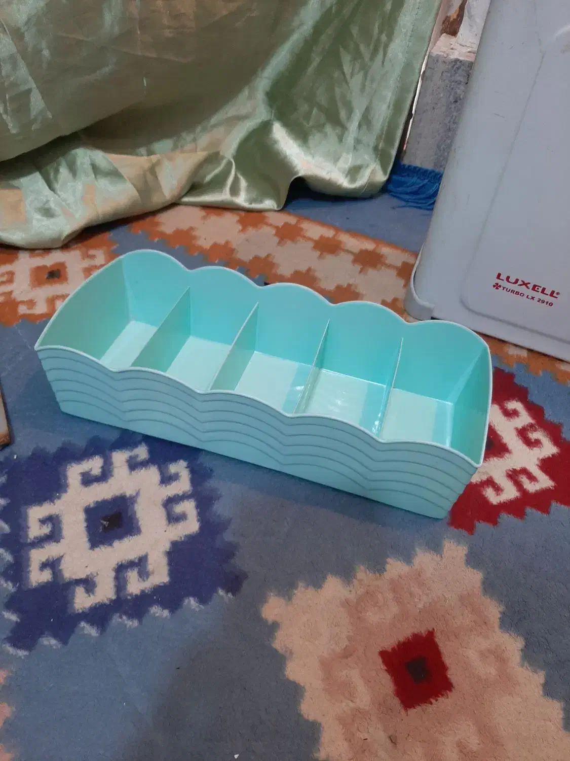 سطل|ظروف نگهدارنده، پلاستیکی، یک‌بارمصرف|گلبهار, شهر جدید گلبهار|دیوار