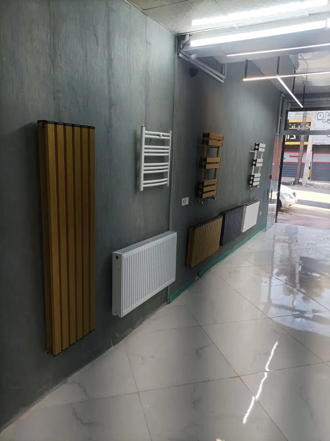 فروش رادیاتور دکوراتیو در رنگ های مختلف|آبگرمکن، پکیج، شوفاژ|خرم‌آباد, |دیوار