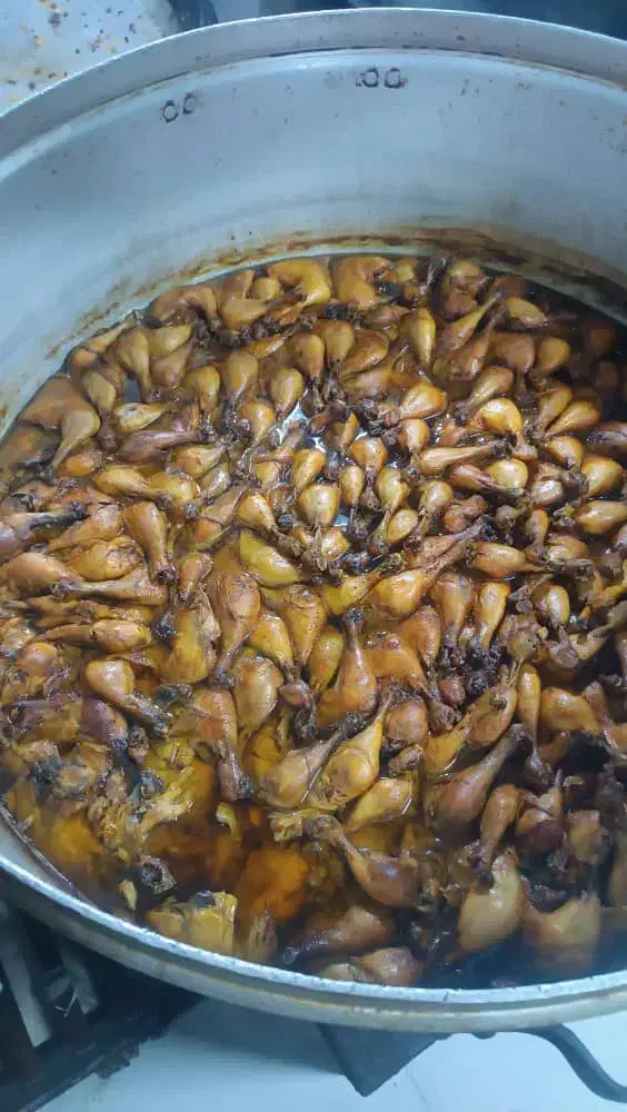 نیروی خانم برای اشپزخونه|استخدام خدمات فروشگاه و رستوران|بافق, |دیوار