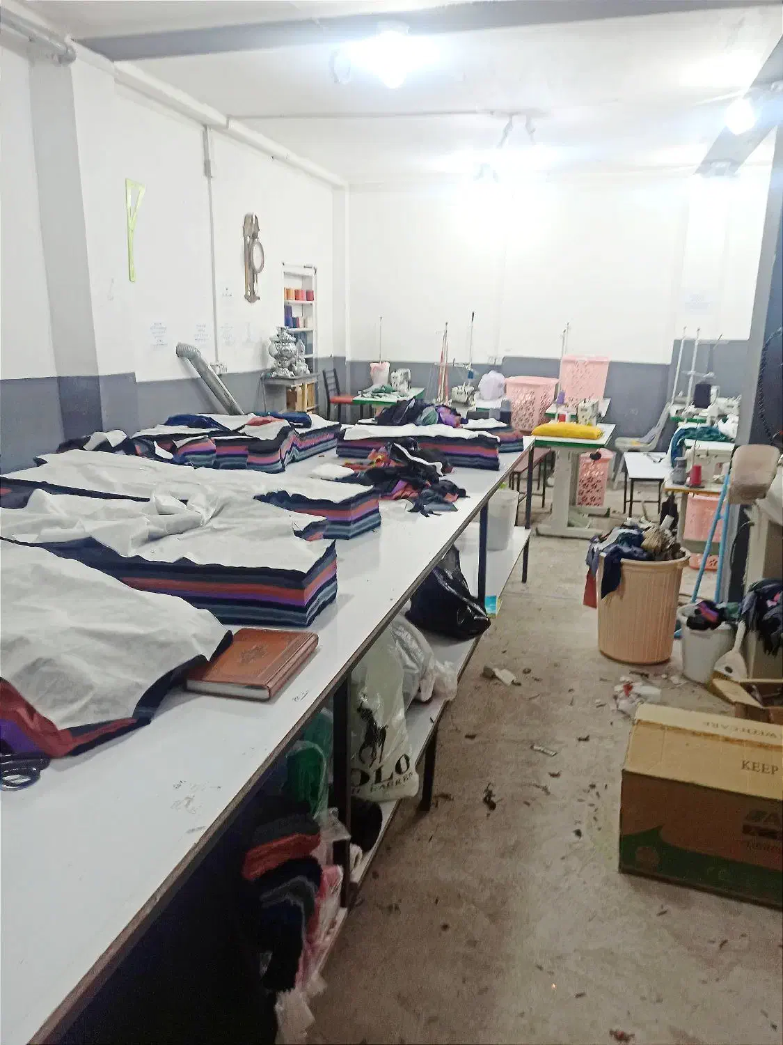 اجاره سوله کارگاه انبار نقاشی مکانیکی جاد لاهیجان|اجارهٔ دفتر صنعتی، کشاورزی، تجاری|رشت, حومه رشت|دیوار