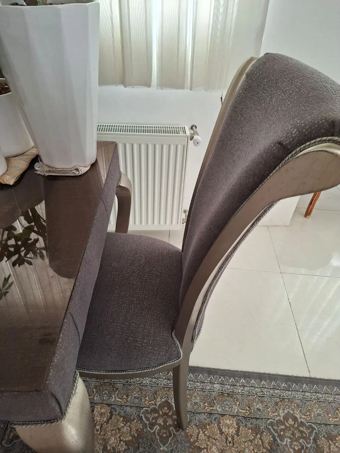 میز صندلی نهار خوری ..درحد نو|میز و صندلی غذاخوری|مشهد, هنرور|دیوار