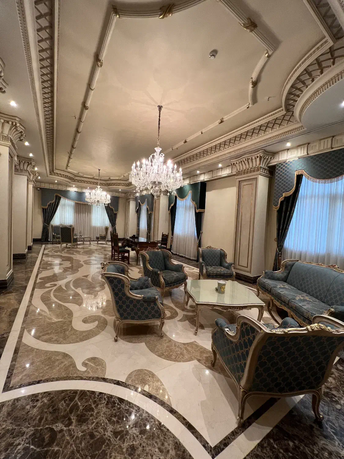235متر 4خواب مستربر فراز آسمان شاهکار سازنده برند|فروش آپارتمان|تهران, کاشانک|دیوار