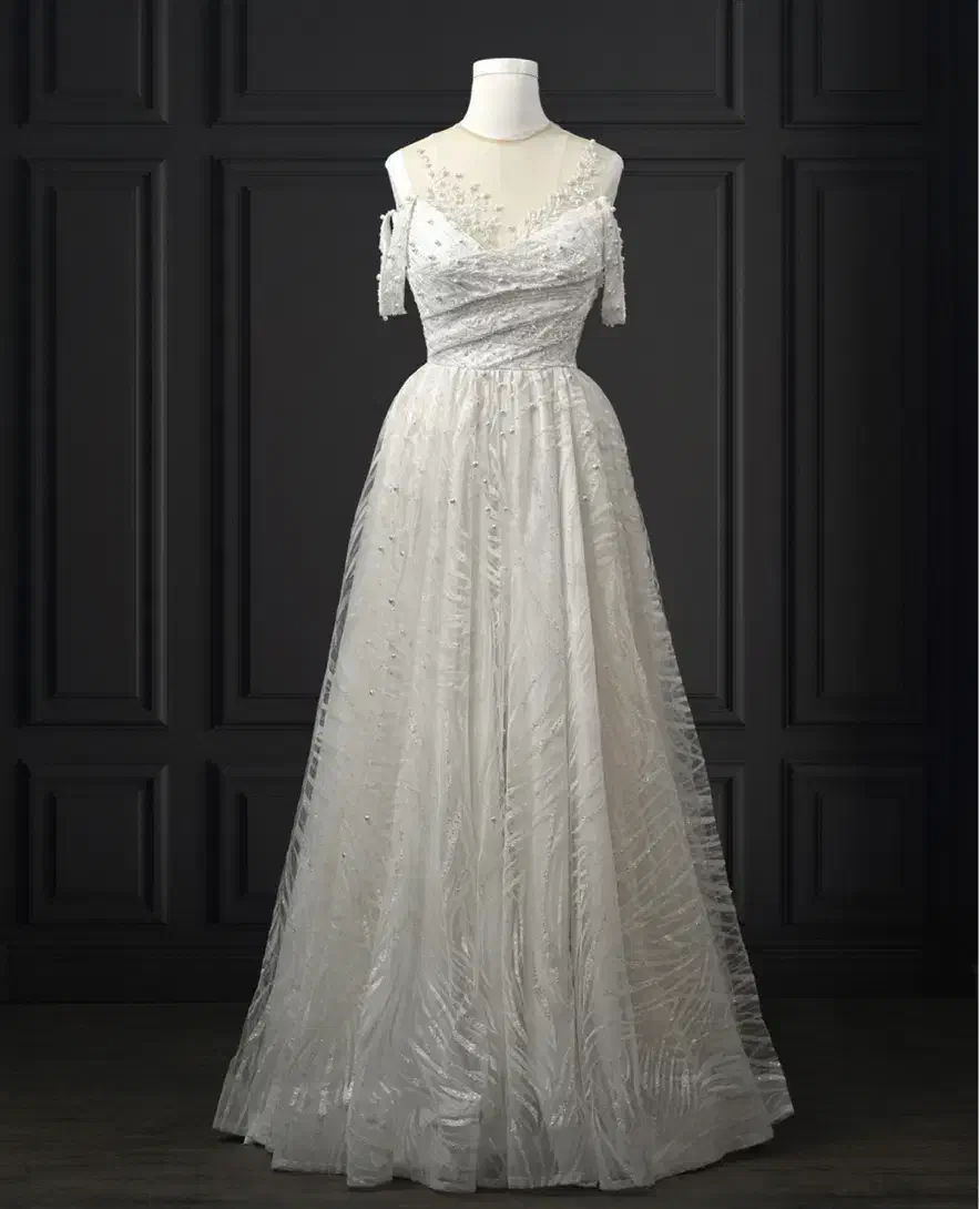 فروش لباس عروس|لباس|لاهیجان, شیخ زاهد|دیوار