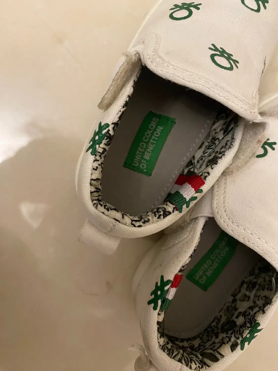 وسایل کودک|کفش و لباس بچه|تهران, صادقیه|دیوار