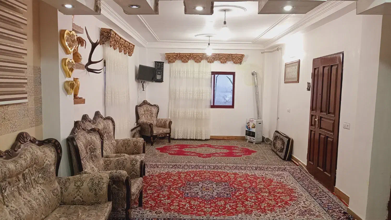 اجاره روزانه هفتگی خانه سوییت  دربست|اجارهٔ کوتاه‌مدت آپارتمان و سوئیت|کیاسر, |دیوار