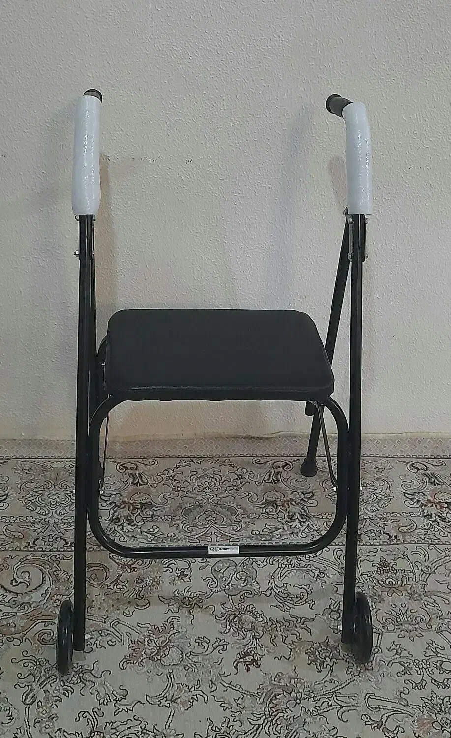 صندلی تاشو|آرایشی، بهداشتی، درمانی|شاهین‌شهر, فردوسی|دیوار