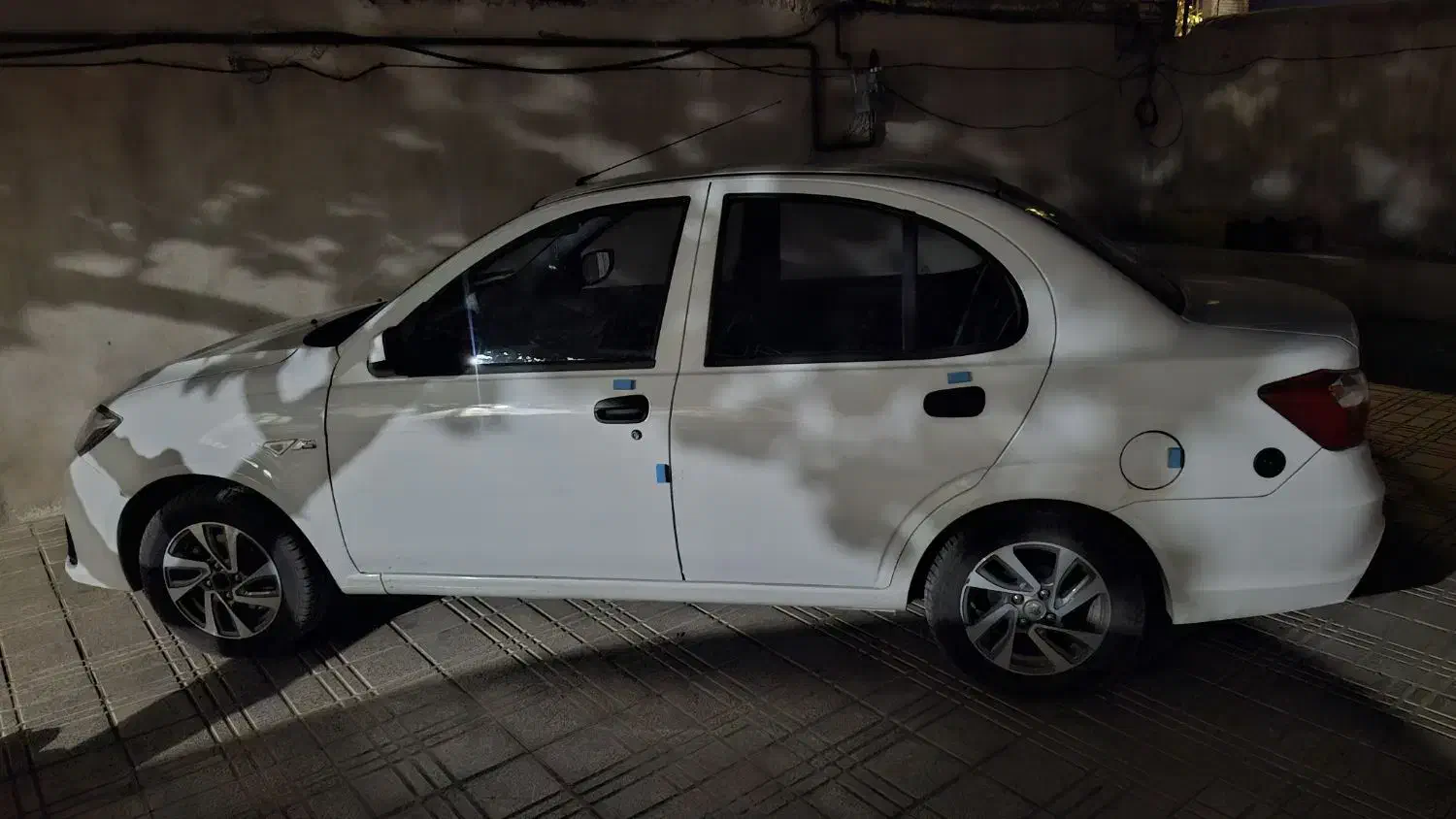 ساینا دوگانه کارخانه با رینگ فابریک و مانیتور درحد|خودرو سواری و وانت|تهران, ارامنه|دیوار