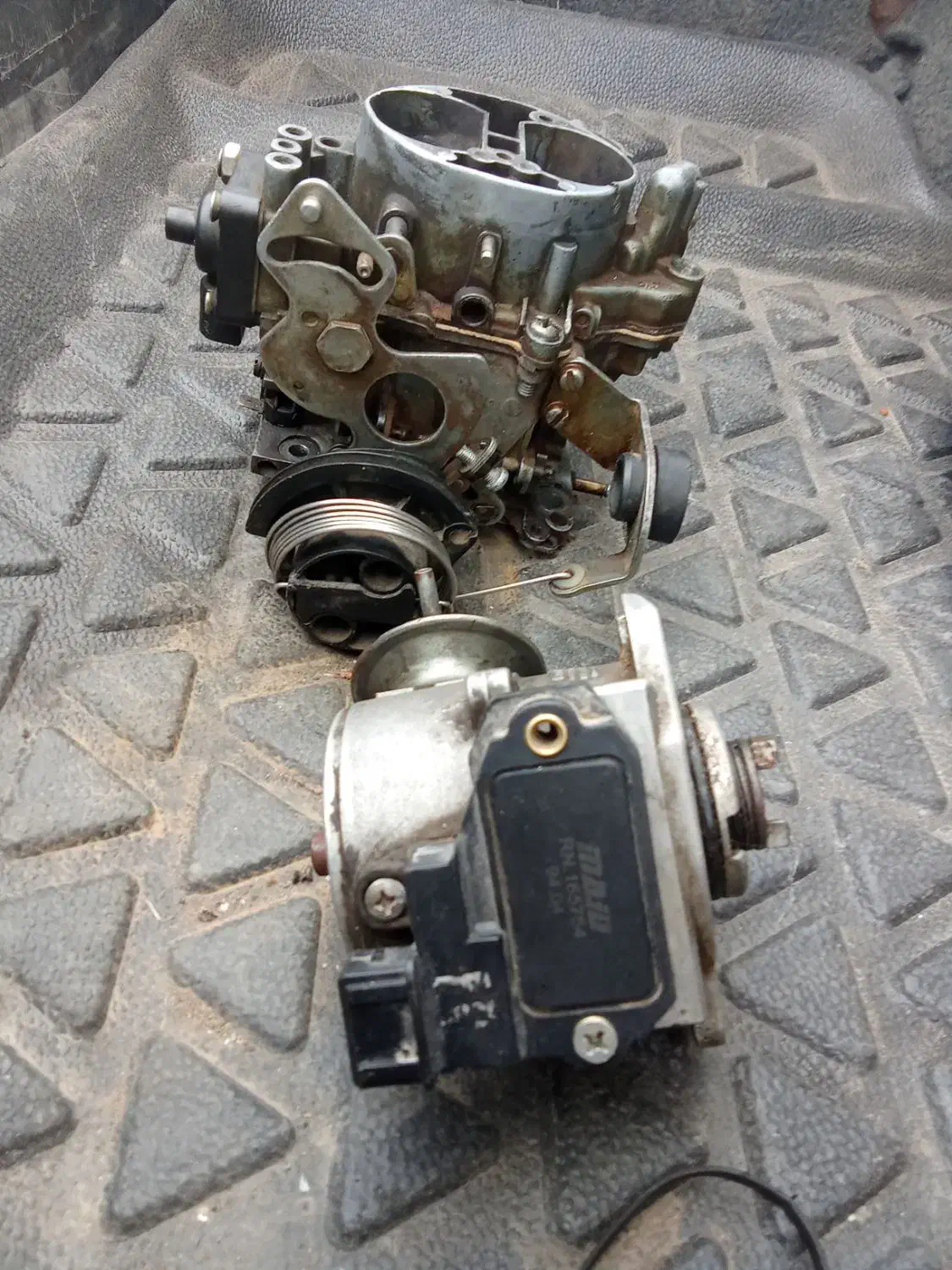 لوازم پژو دوهزار|قطعات یدکی و لوازم جانبی|زرند, |دیوار