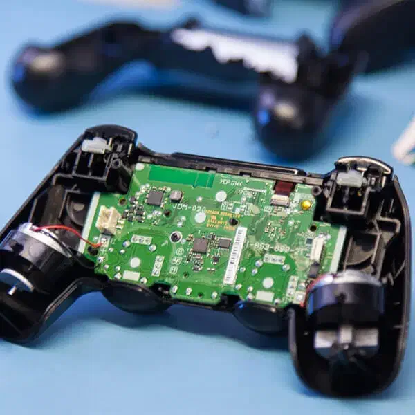 تعمیر دسته سونی 4 و سونی 5 PS4/PS تحویل فوری|کنسول، بازی ویدئویی و آنلاین|قم, حنیف نژاد|دیوار