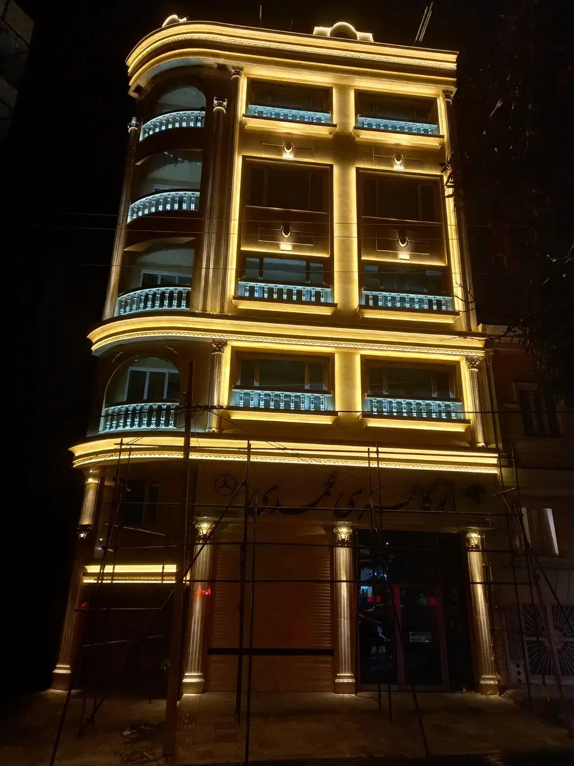 برق کاری ساختمان در حد مهندسی با قیمت مناسب|خدمات پیشه و مهارت|مشگین شهر, |دیوار