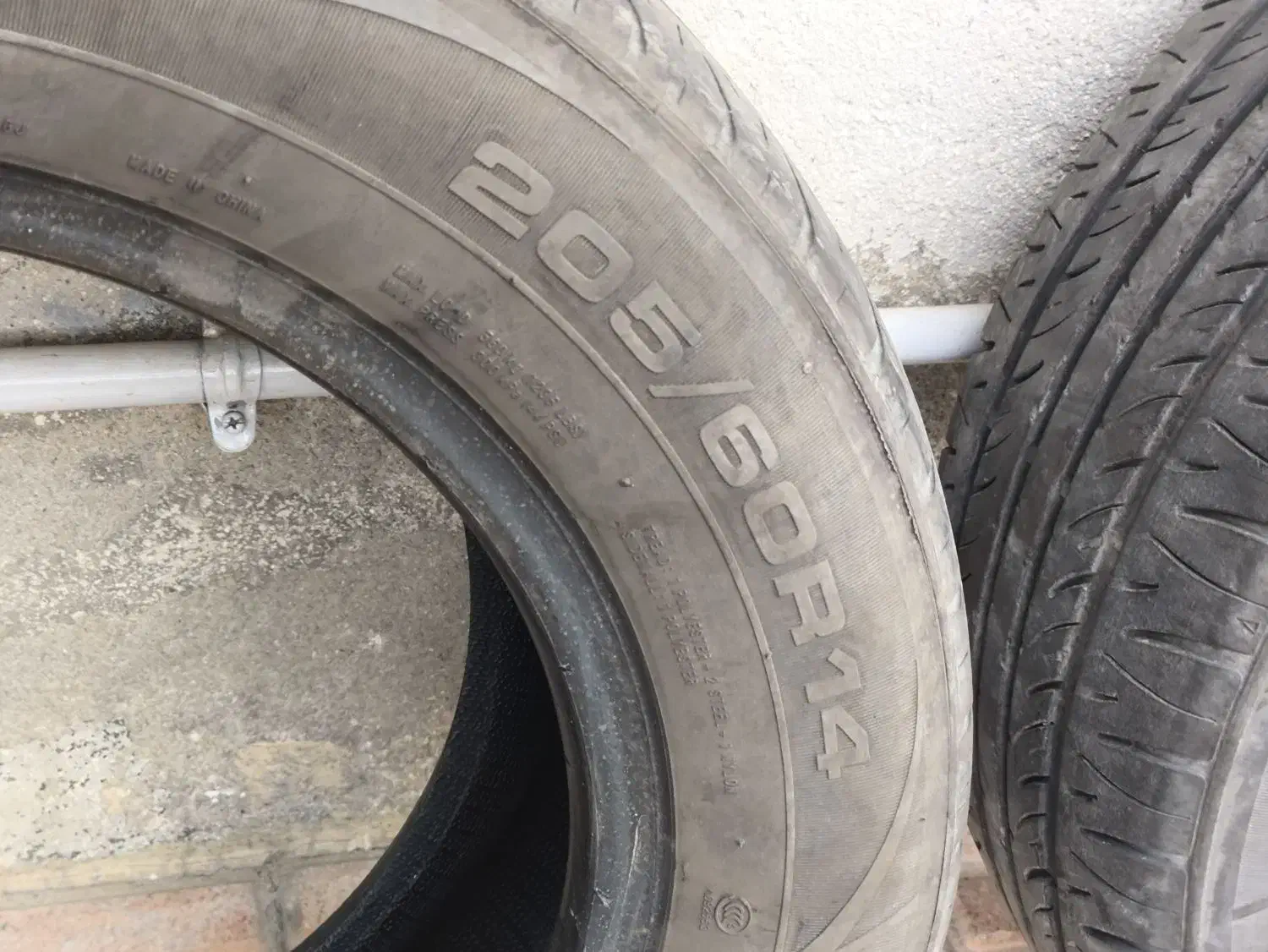 یک جفت لاستیک 60 درصد سایز 205 چینی درجه یک|قطعات یدکی و لوازم جانبی|مرند, |دیوار