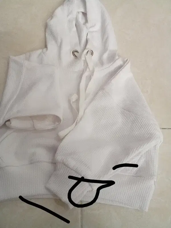 لباس بچگانه|کفش و لباس بچه|ماکو, |دیوار