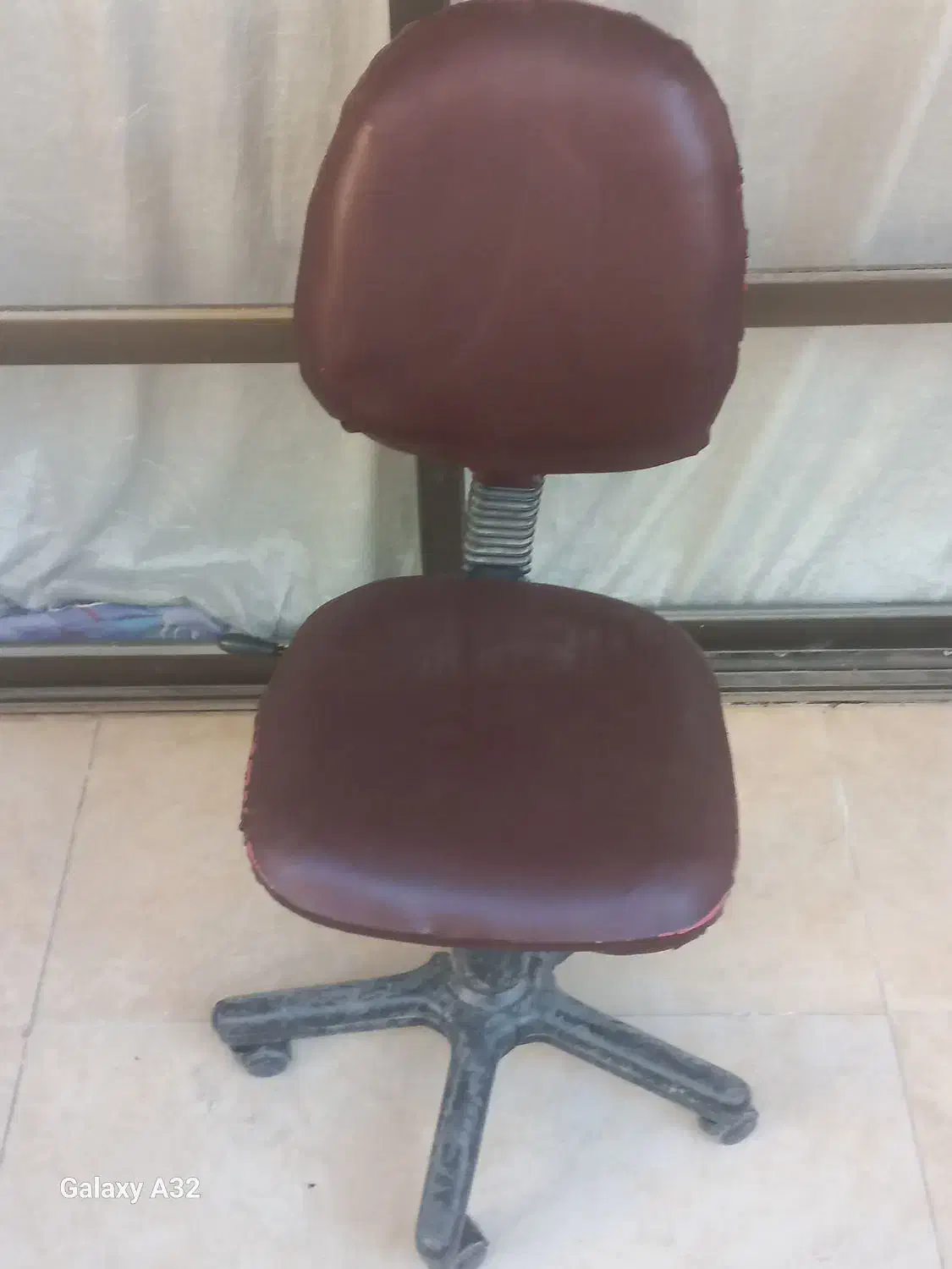 صندلی سالم|صندلی و نیمکت|اصفهان, سنجوانمره|دیوار