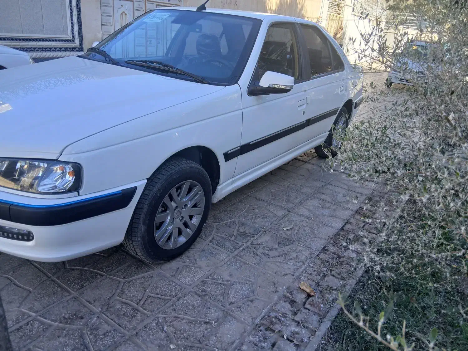 پژو پارس سفارشی فول|خودرو سواری و وانت|زاهدان, |دیوار