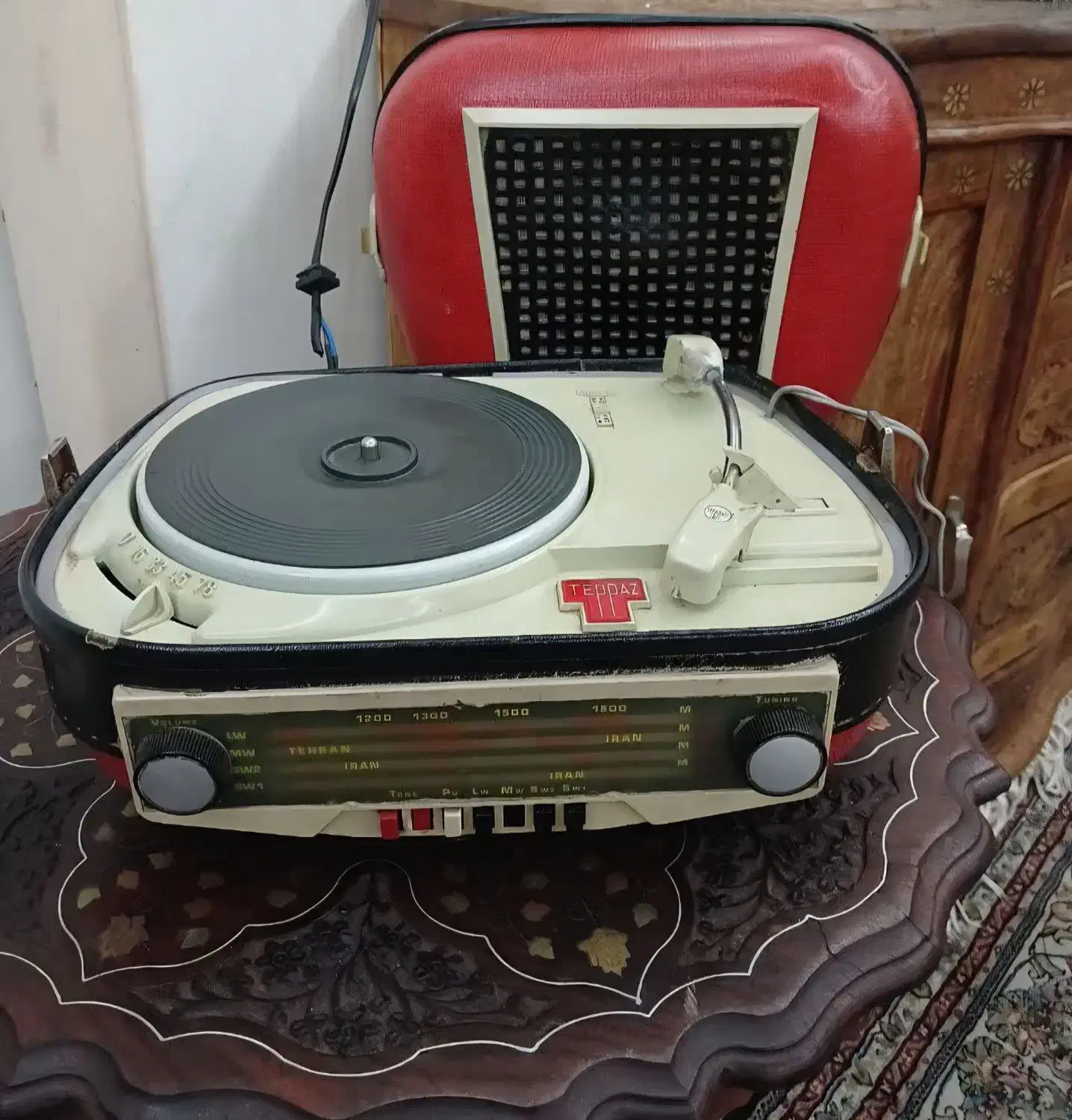 وسایل آنتیک و قدیمی ویژه شب یلدا|کلکسیون اشیاء عتیقه|یزد, |دیوار