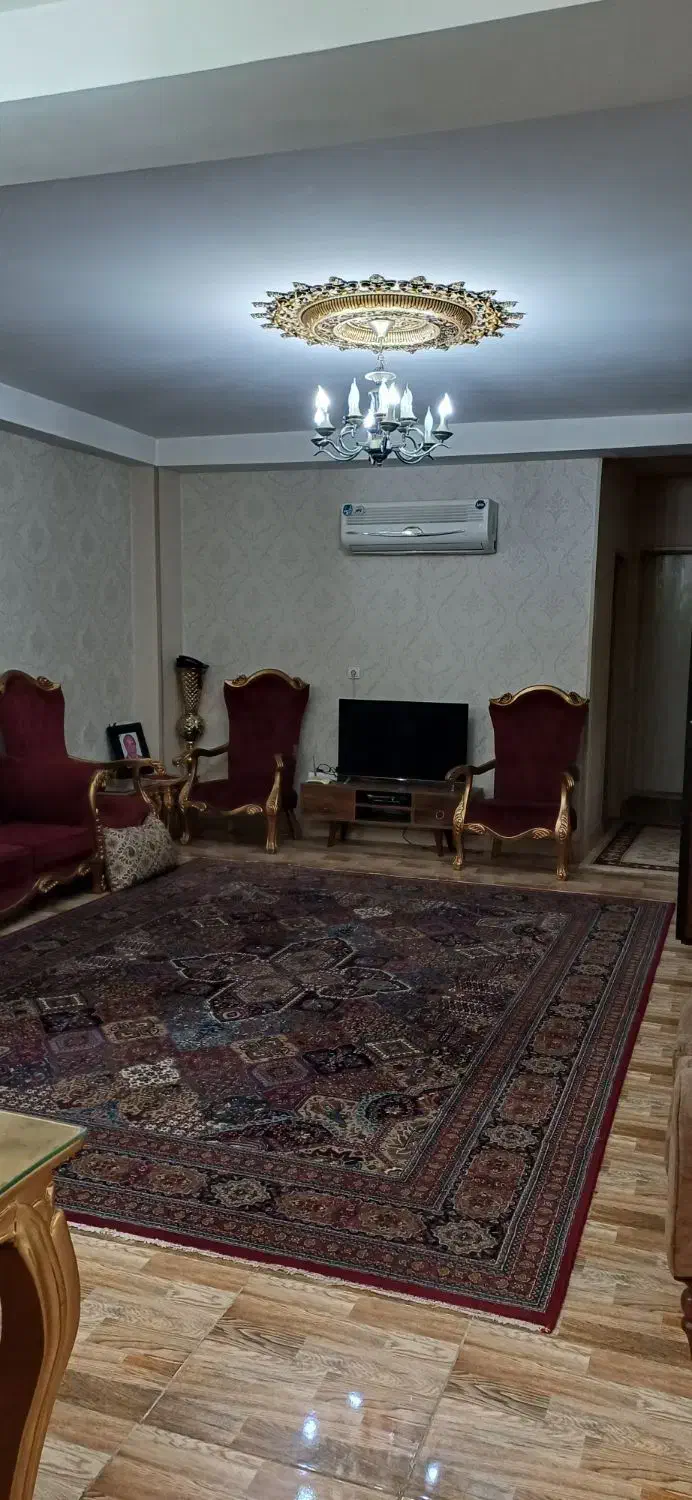 فروش آپارتمان  اسانسوردار جنوبی پارکینگ حیاط|فروش آپارتمان|الوند, |دیوار