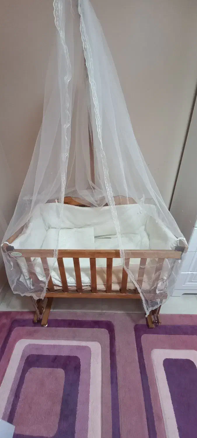 گهواره کنار تخت مادر|تخت و صندلی بچه|بابل, |دیوار