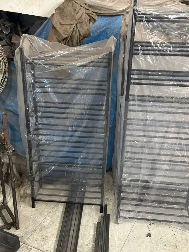 تولید و پخش انواع جاکفشی لوله ای آپارتمانی|عمده‌فروشی|تهران, شهرک ولیعصر جنوبی|دیوار