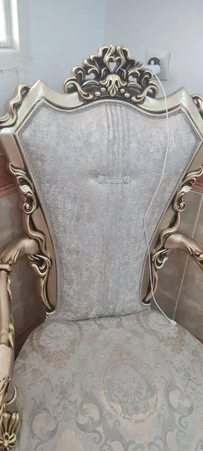 مبل تک نفره|مبلمان خانگی و میز عسلی|قم, قلعه کامکار|دیوار