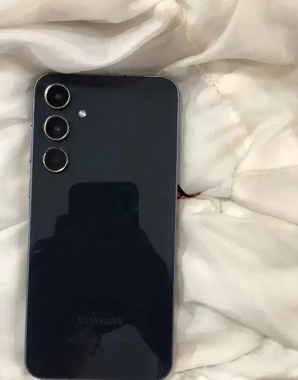 سامسونگ a55|موبایل|رباط‌کریم, رباط‌کریم|دیوار