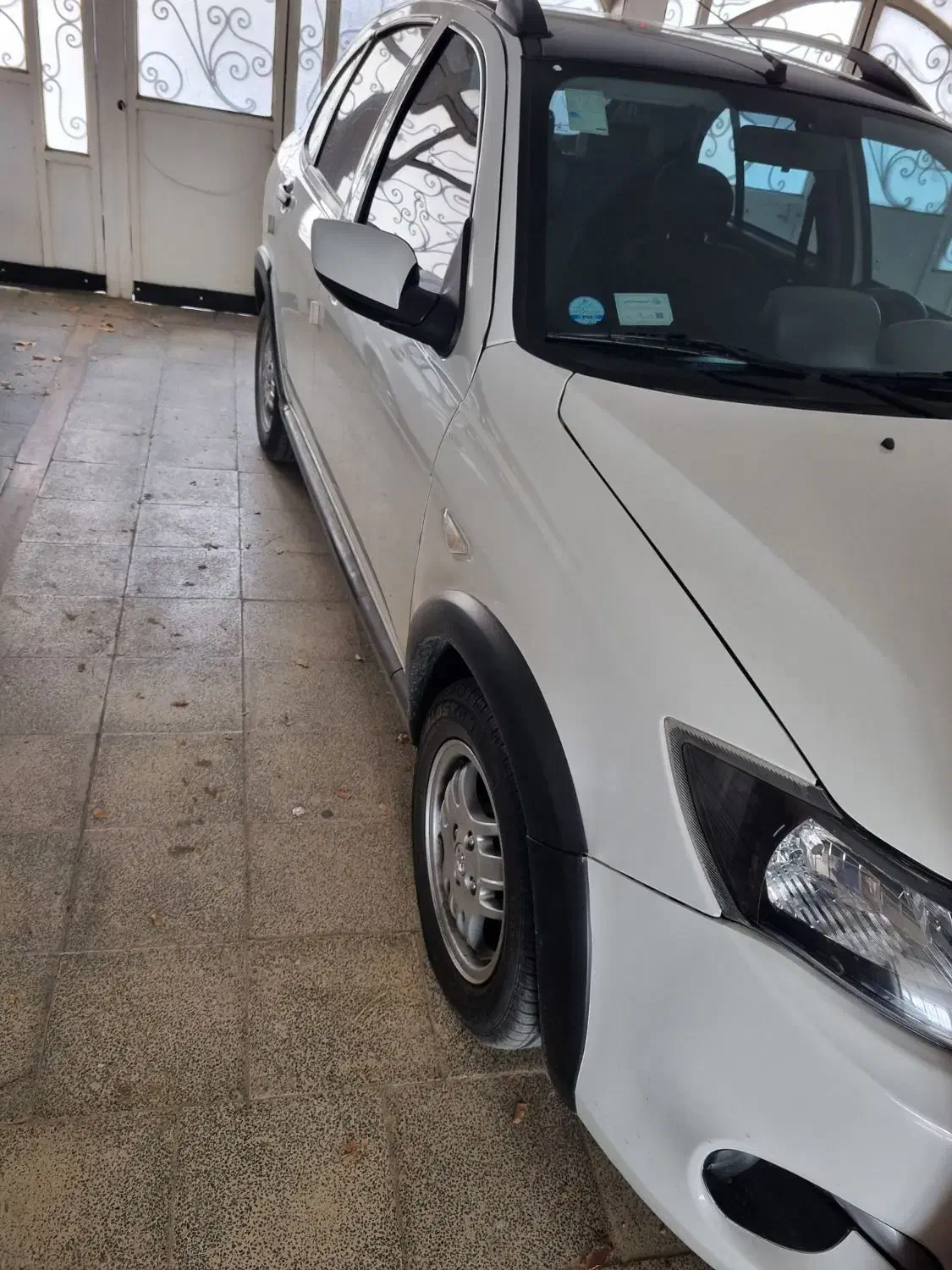 کوییکRسفیدومشکی بارینگ آلومینیومی ومانیتور|خودرو سواری و وانت|ملایر, |دیوار