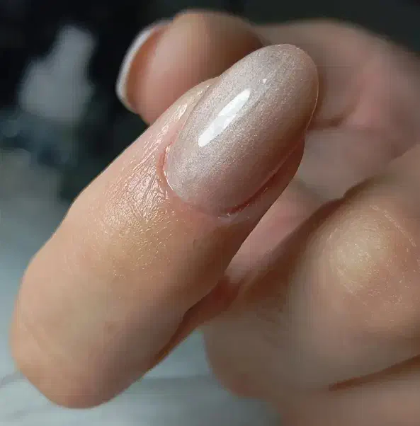 به دو مدل کاشت ناخن نیازمندم|خدمات آرایشگری و زیبایی|بردسکن, |دیوار