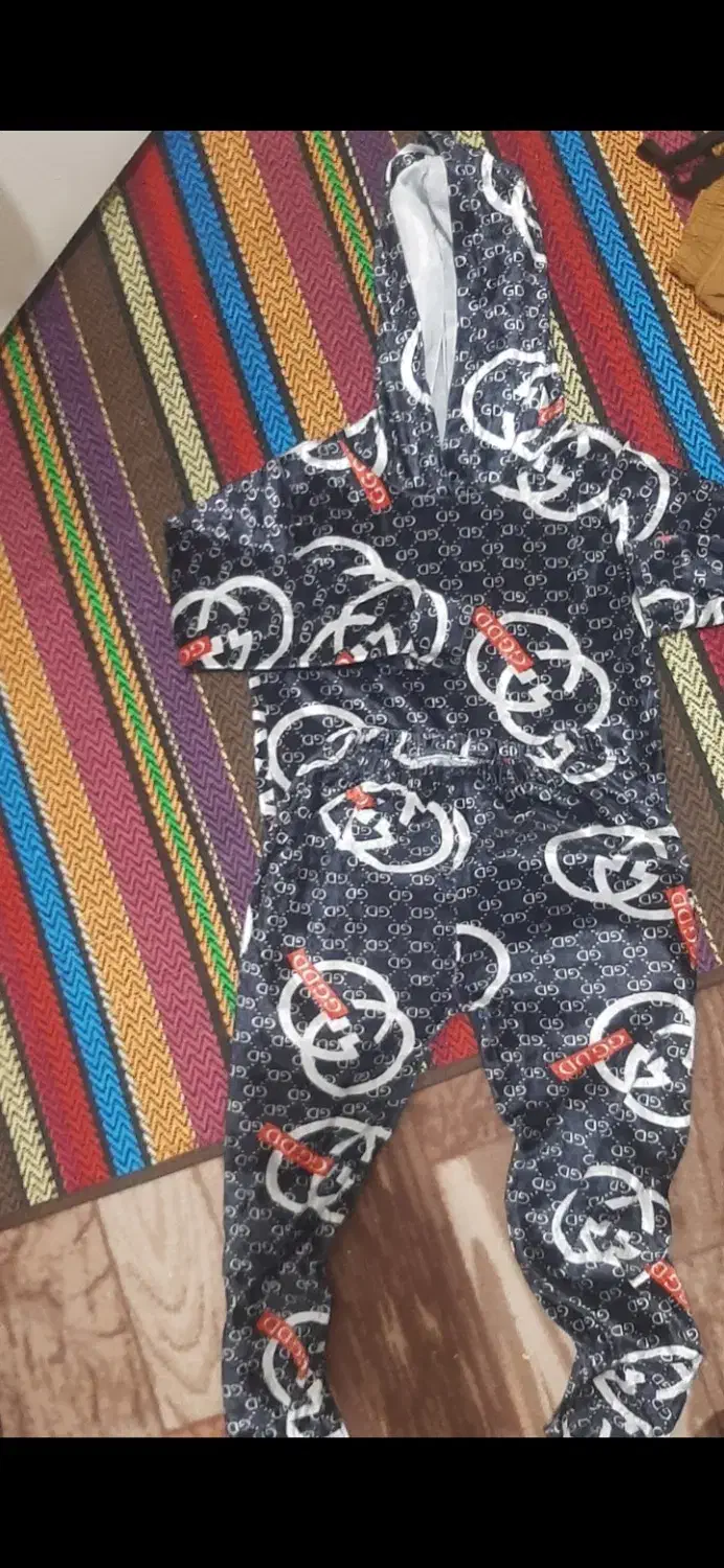 کاپشن|کفش و لباس بچه|تهران, خاک سفید|دیوار