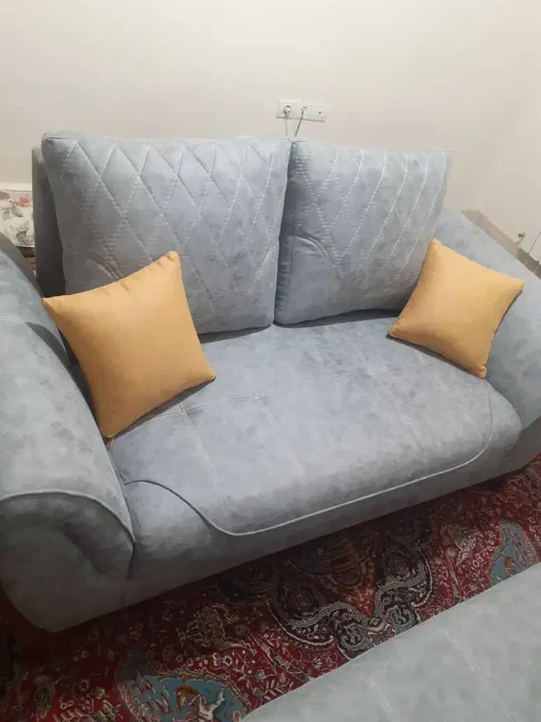 مبل تمیز و نو|مبلمان خانگی و میز عسلی|سبزوار, پاسداران|دیوار