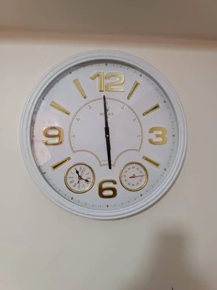 ساعت دیواری نو زیر قیمت|ساعت دیواری و تزئینی|تهران, مطهری|دیوار