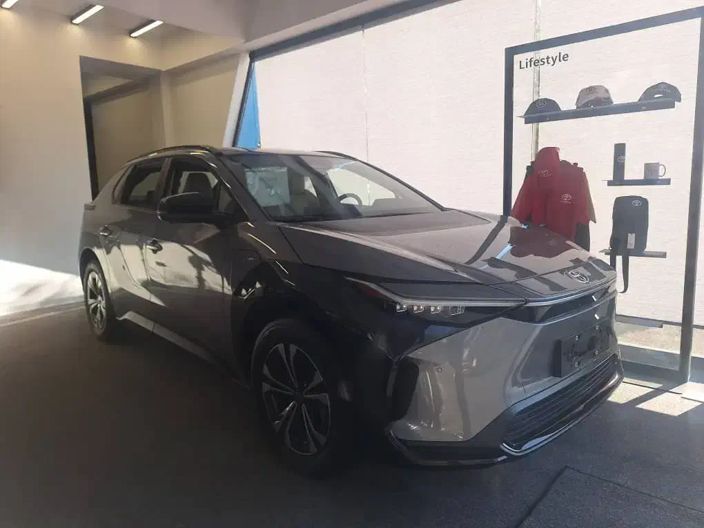 نمایندگی بهروزی مند برساوش کد ۱۰۳۲ تویوتا BZ4 PRO|خودرو سواری و وانت|تهران, نمایشگاه بین المللی|دیوار