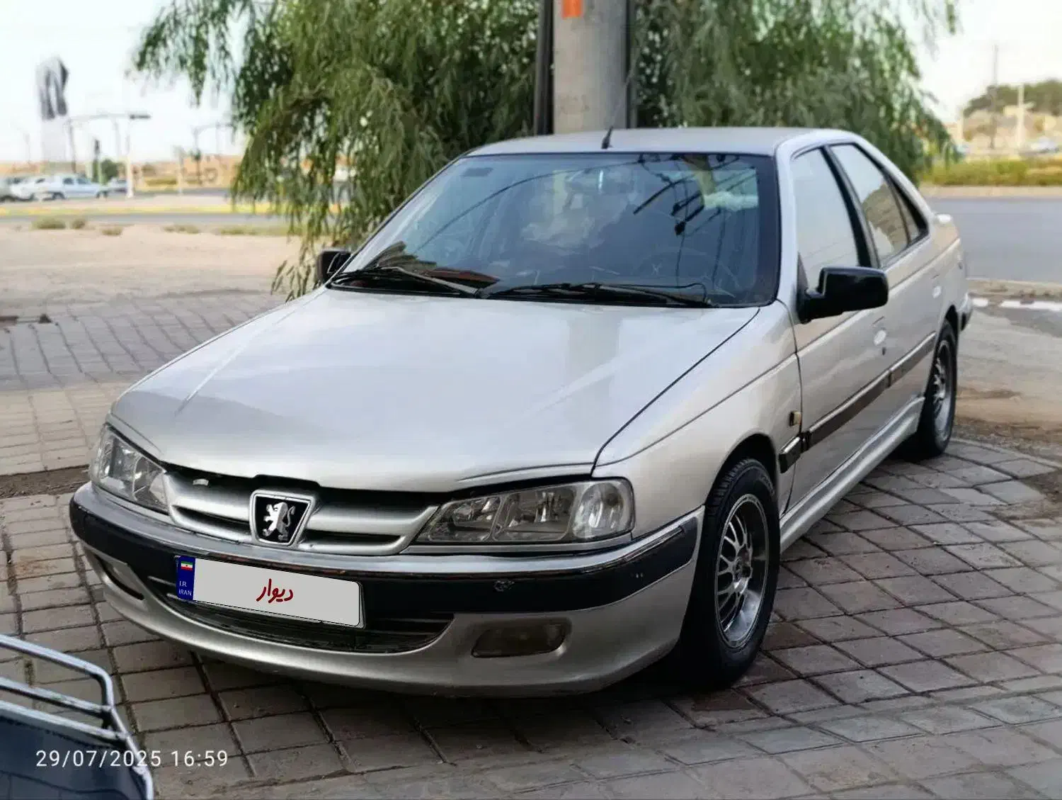 پارس مدل۸۲عروسک|خودرو سواری و وانت|کاشان, پشت شهربانی|دیوار