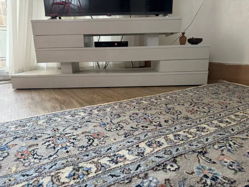 فروش میز تلویزیون سفید، شیک و تمیز|میز تلویزیون|اصفهان, ملکشهر|دیوار