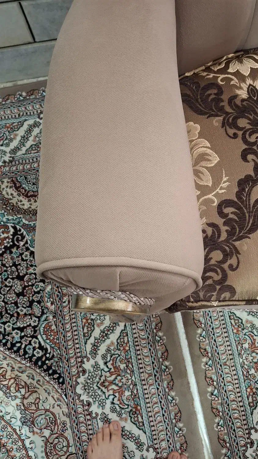 مبل سلطنتی|مبلمان خانگی و میز عسلی|فلاورجان, |دیوار