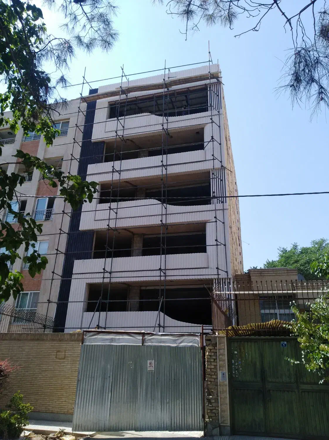 اجرای آجرنما و سنگ به طور دقیق و منظم وقیمت مناسب|خدمات پیشه و مهارت|اصفهان, سودان|دیوار