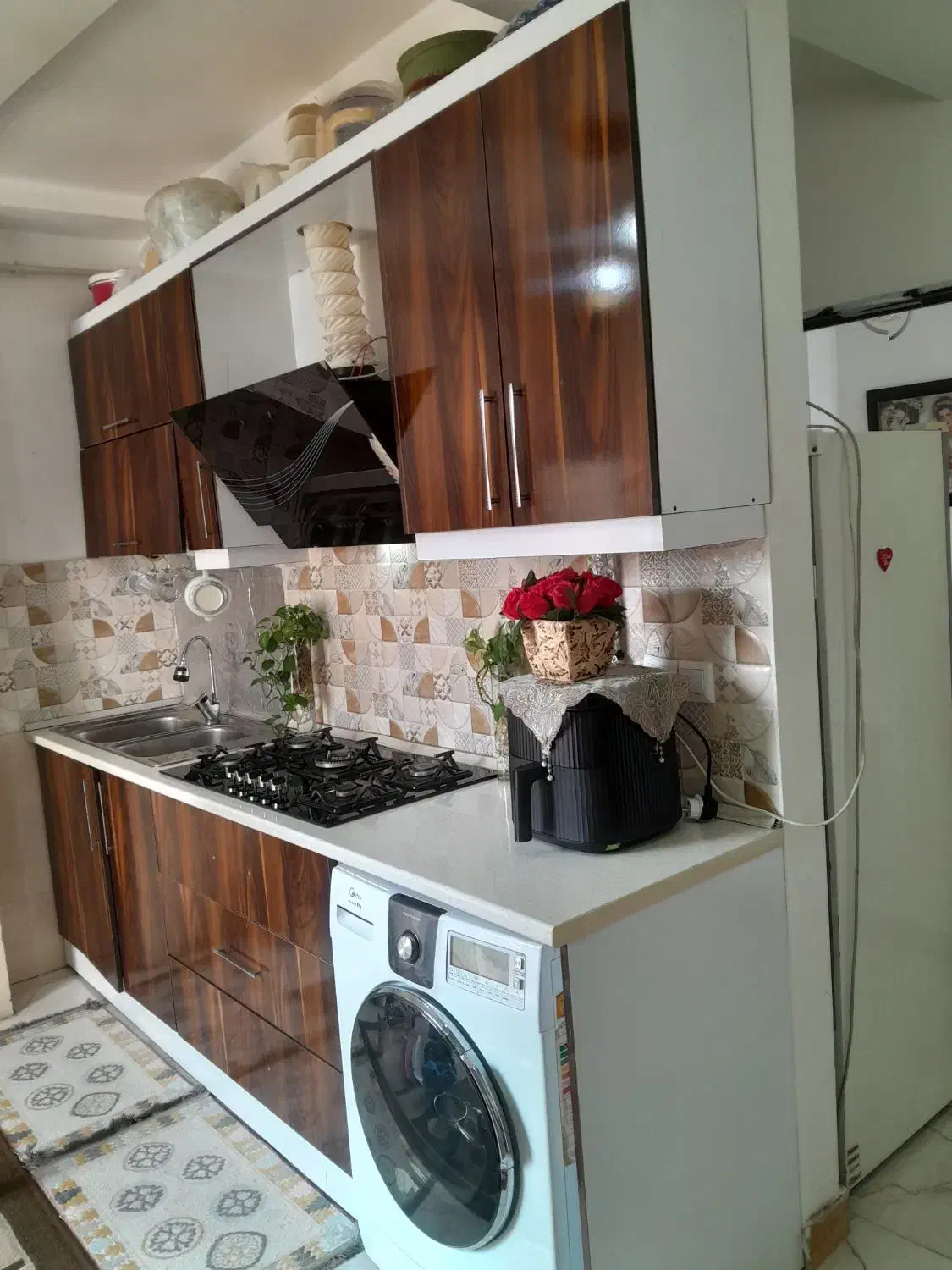 کابینت ملامین درجه +هود+سینگ+شیر الات|آب‌چکان و نظم‌دهنده ظروف|رشت, کوی حسینی|دیوار
