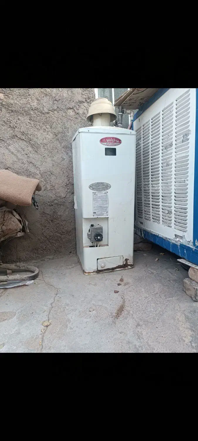 آبگرمکن مخزن دار|آبگرمکن، پکیج، شوفاژ|تربت جام, کاریز نو سفلی|دیوار