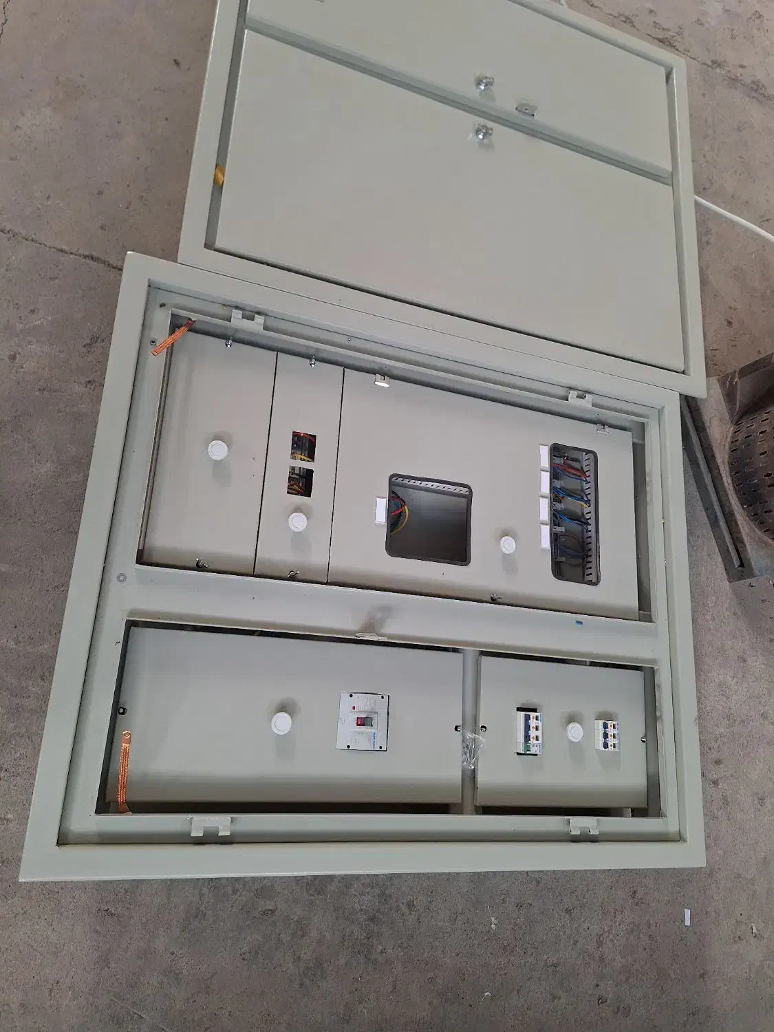 تولید مونتاژ ساخت تابلو برق صنعتی کنتوری ساختمانی|خدمات پیشه و مهارت|خمینی‌شهر, |دیوار