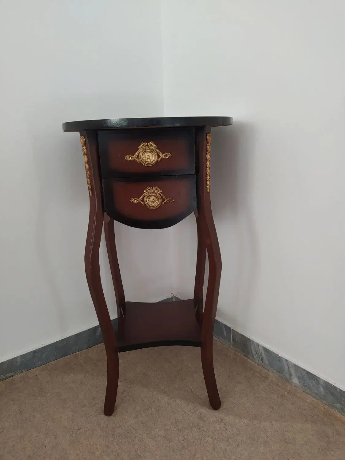 میز تلفن|میز تلفن|مهاباد (آذربایجان غربی), |دیوار