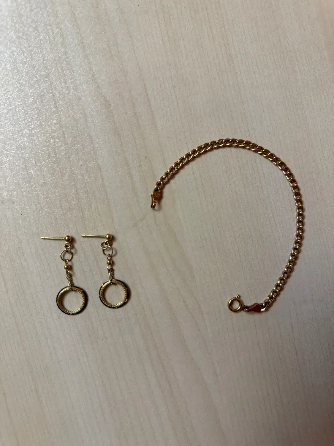 دستبند و گوشواره طلا|جواهرات|اردبیل, |دیوار