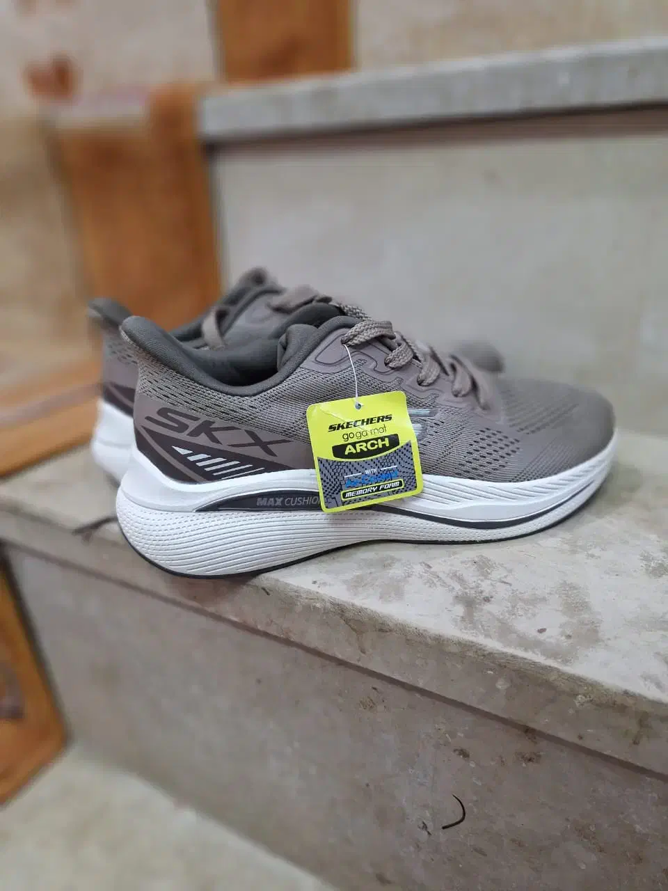 فروش کفش اسکیچرز|کیف، کفش، کمربند|فسا, |دیوار