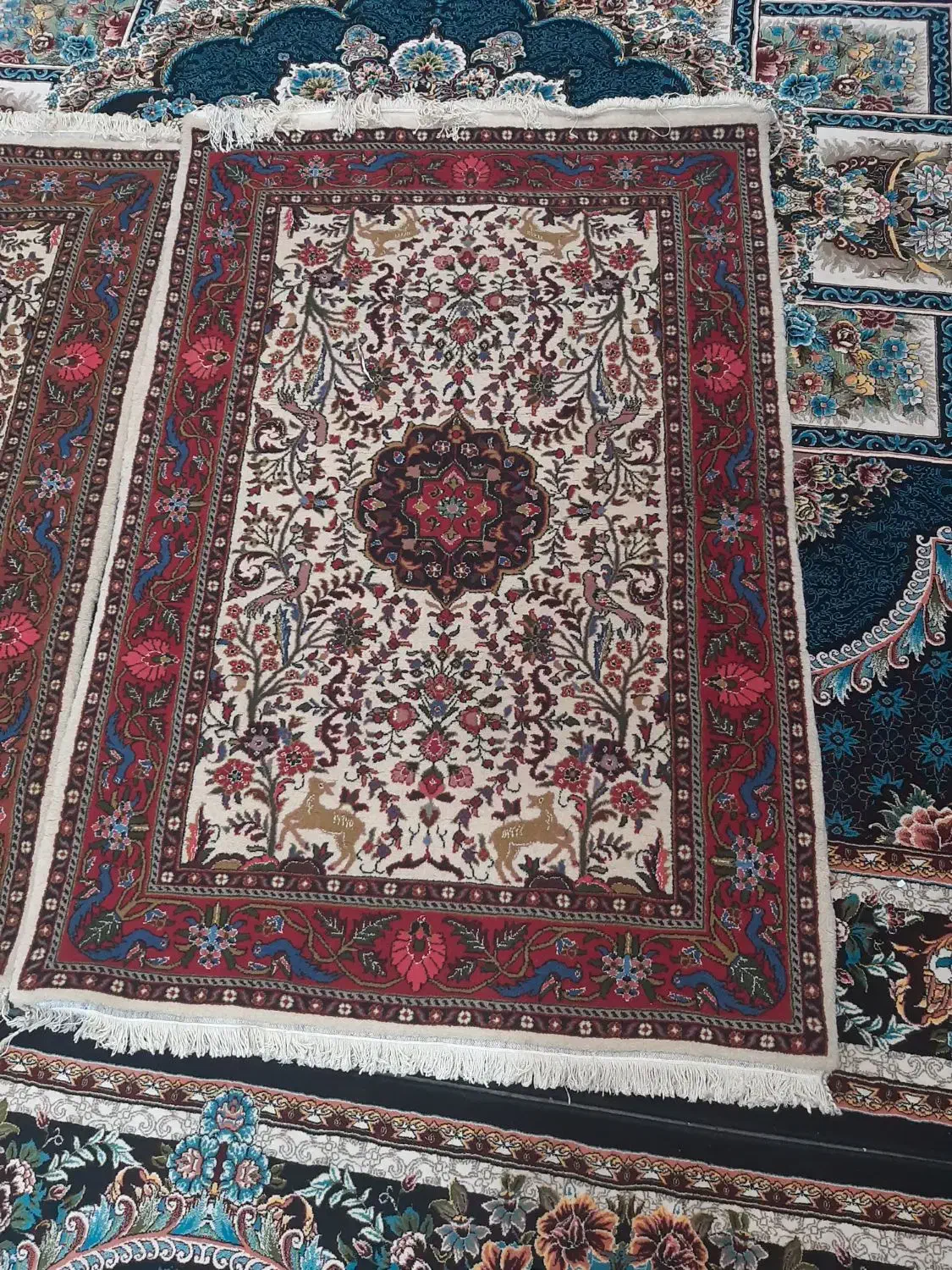 فرش دستبافت گل و بلبل|فرش|سنقر, |دیوار