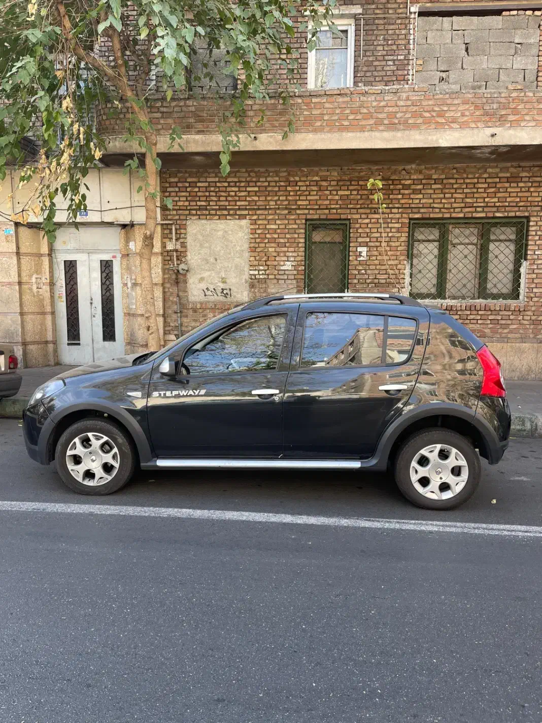 ساندرو ۹۶درجه یک|خودرو سواری و وانت|تهران, دارآباد|دیوار