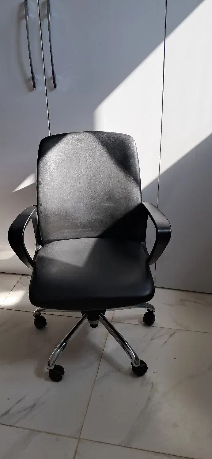 فروش صندلی  اداری مارک نیلپر|دفتر کار|بهبهان, |دیوار