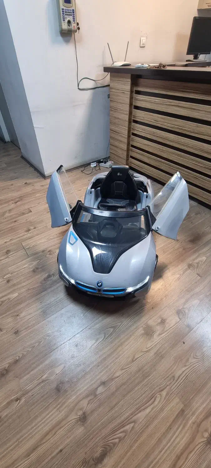 ماشین شارژی BMW i8|اسباببازی|تهران, درکه|دیوار