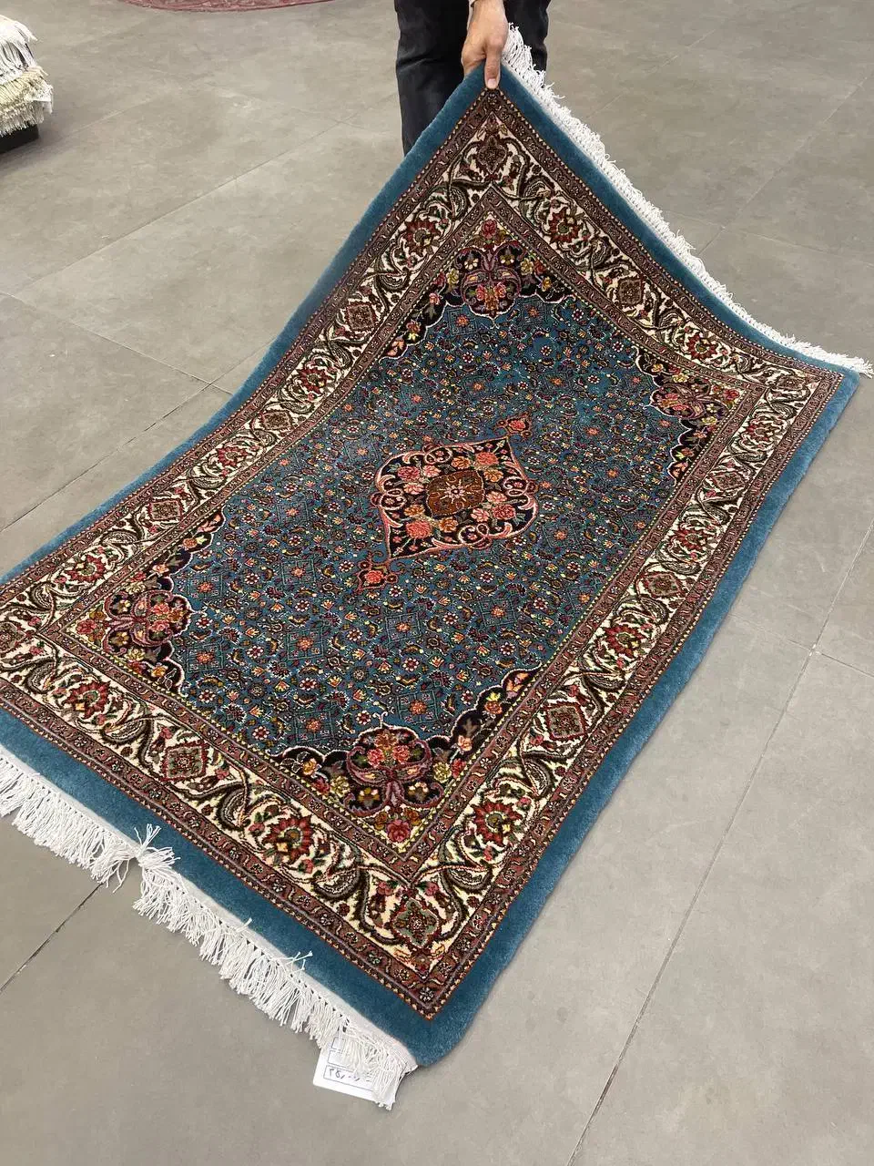 فرش دستباف (بساک) زرع نیم بیجار ۵۰ رج|فرش|مشکیندشت, |دیوار