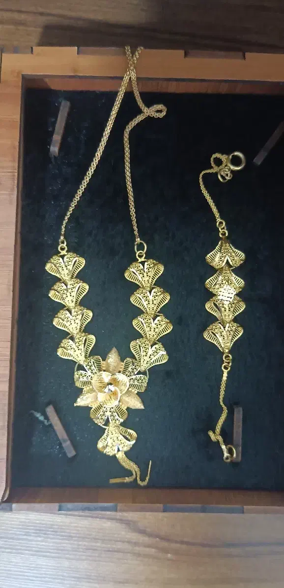 ست گردن بند و دست بند|جواهرات|بندرعباس, |دیوار