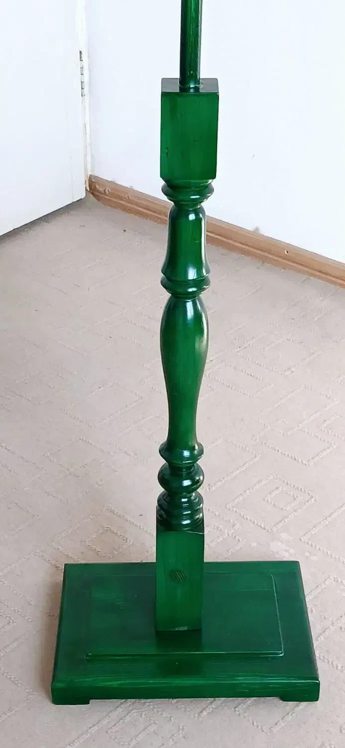 رگال و پایه مانکن چوبی|فروشگاه و مغازه|اندیشه, اندیشه فاز ۳|دیوار