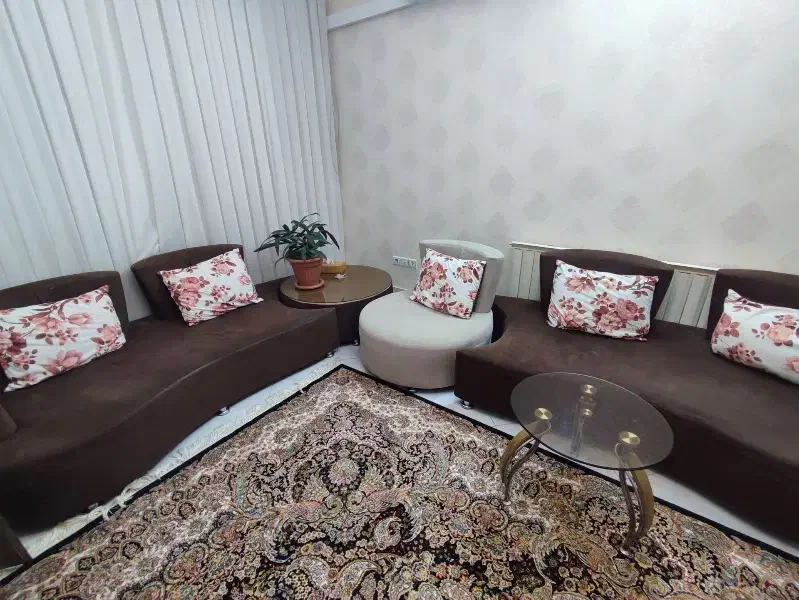 مبل راحتی|مبلمان خانگی و میز عسلی|گلبهار, شهر جدید گلبهار|دیوار